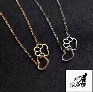 Collier coeur patte